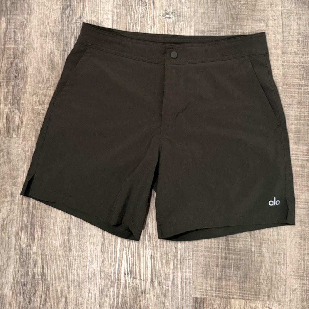ALO Yoga Green Shorts